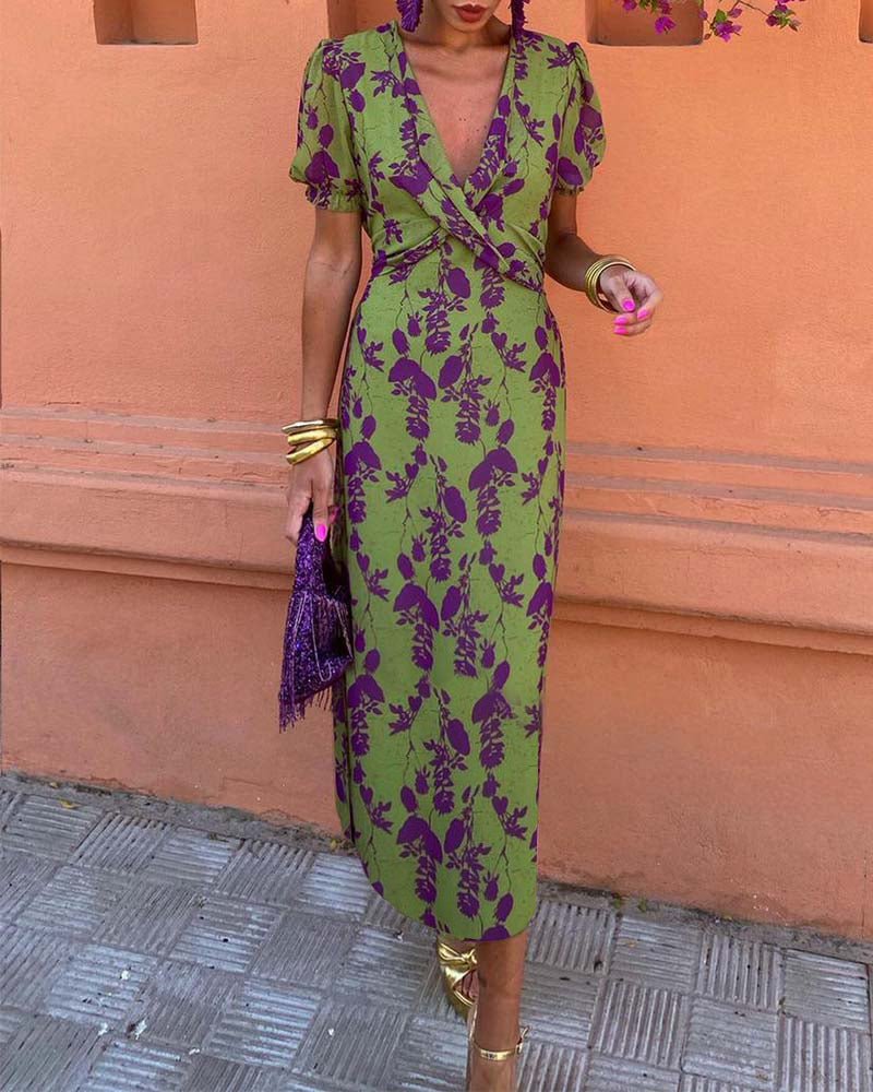 Deva | Vestido con estampado floral y escote en V