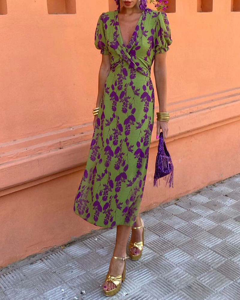 Deva | Vestido con estampado floral y escote en V