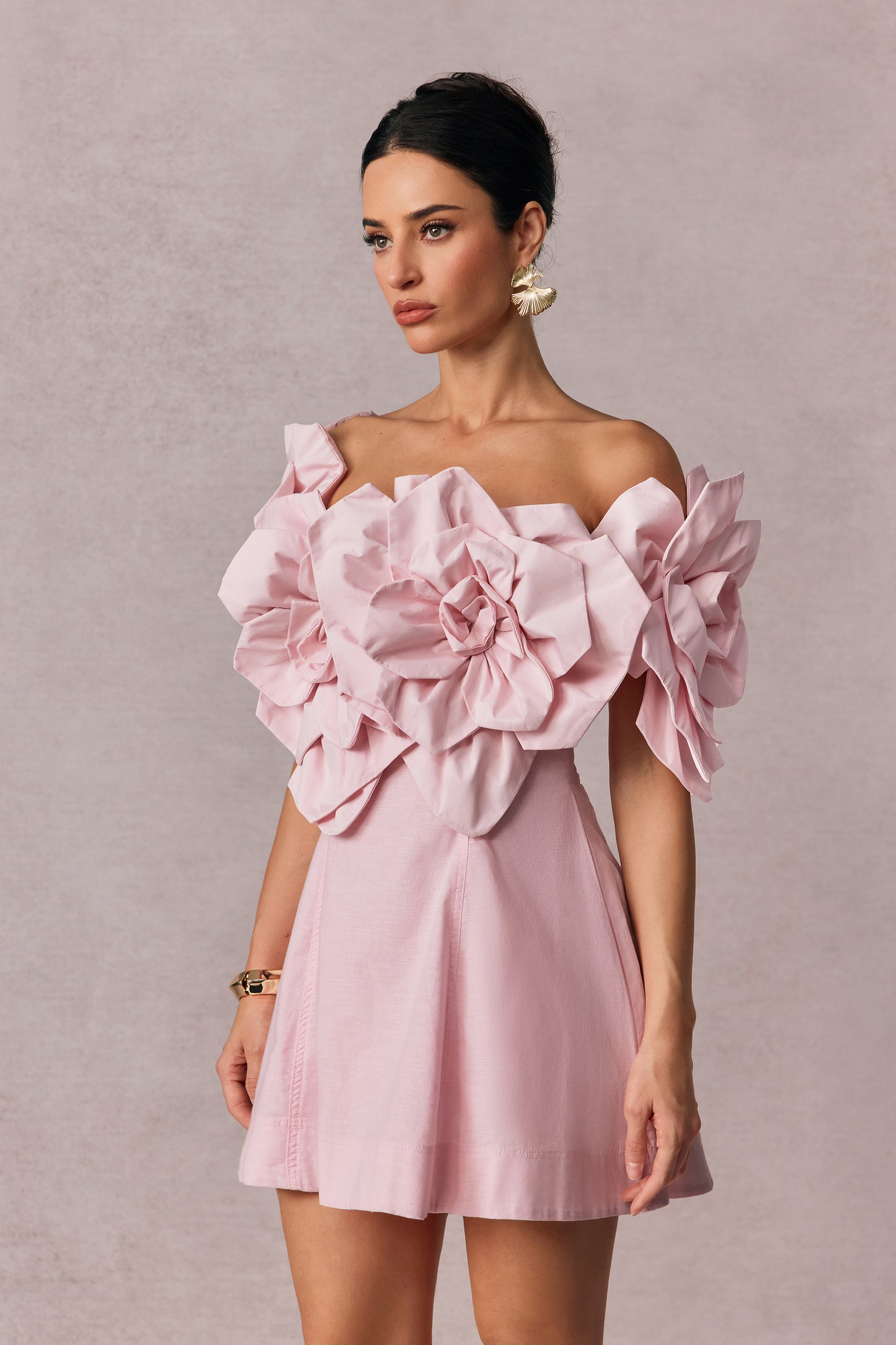 Wendi | Vestido Mini con apliques Florales