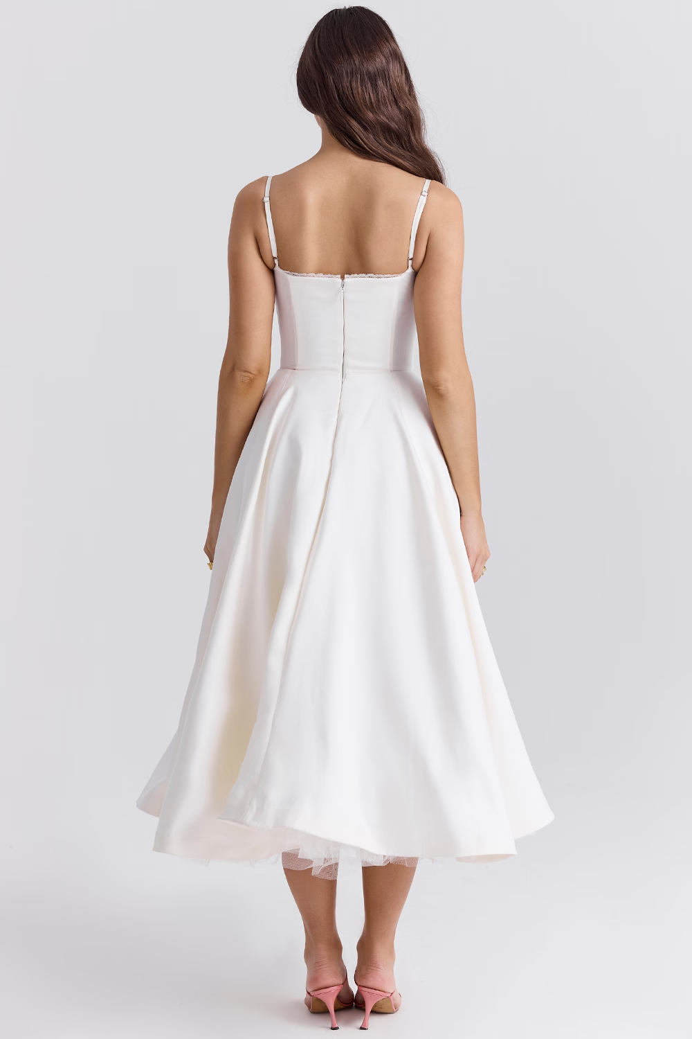 Valentina | Elegante Vestido Midi con Forro de Tul