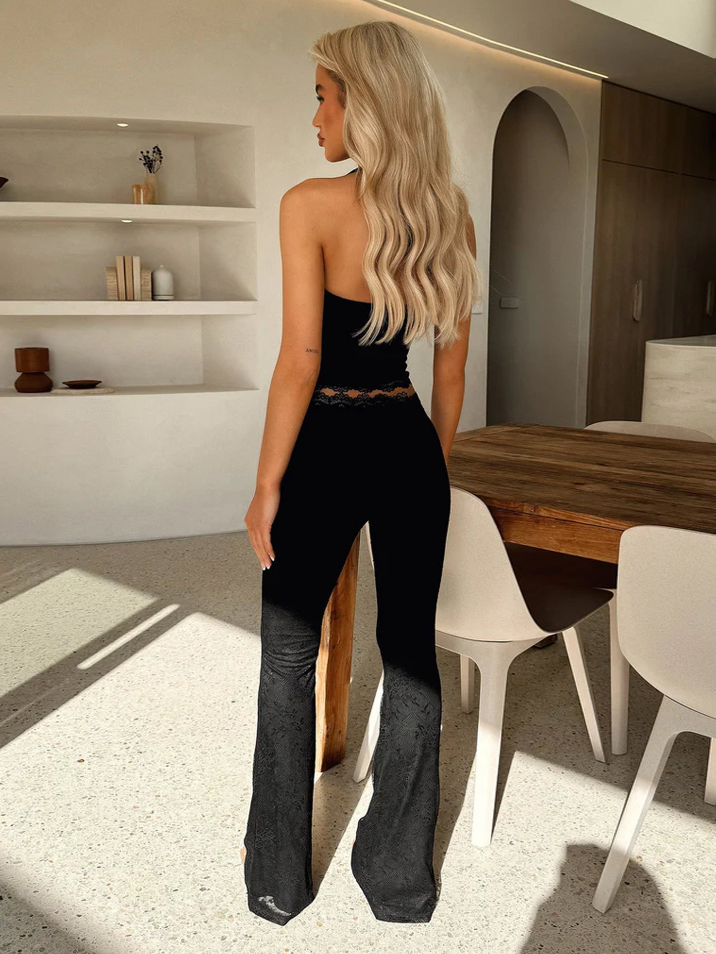 Alexandrine | Conjunto de Verano con Detalles de Encaje