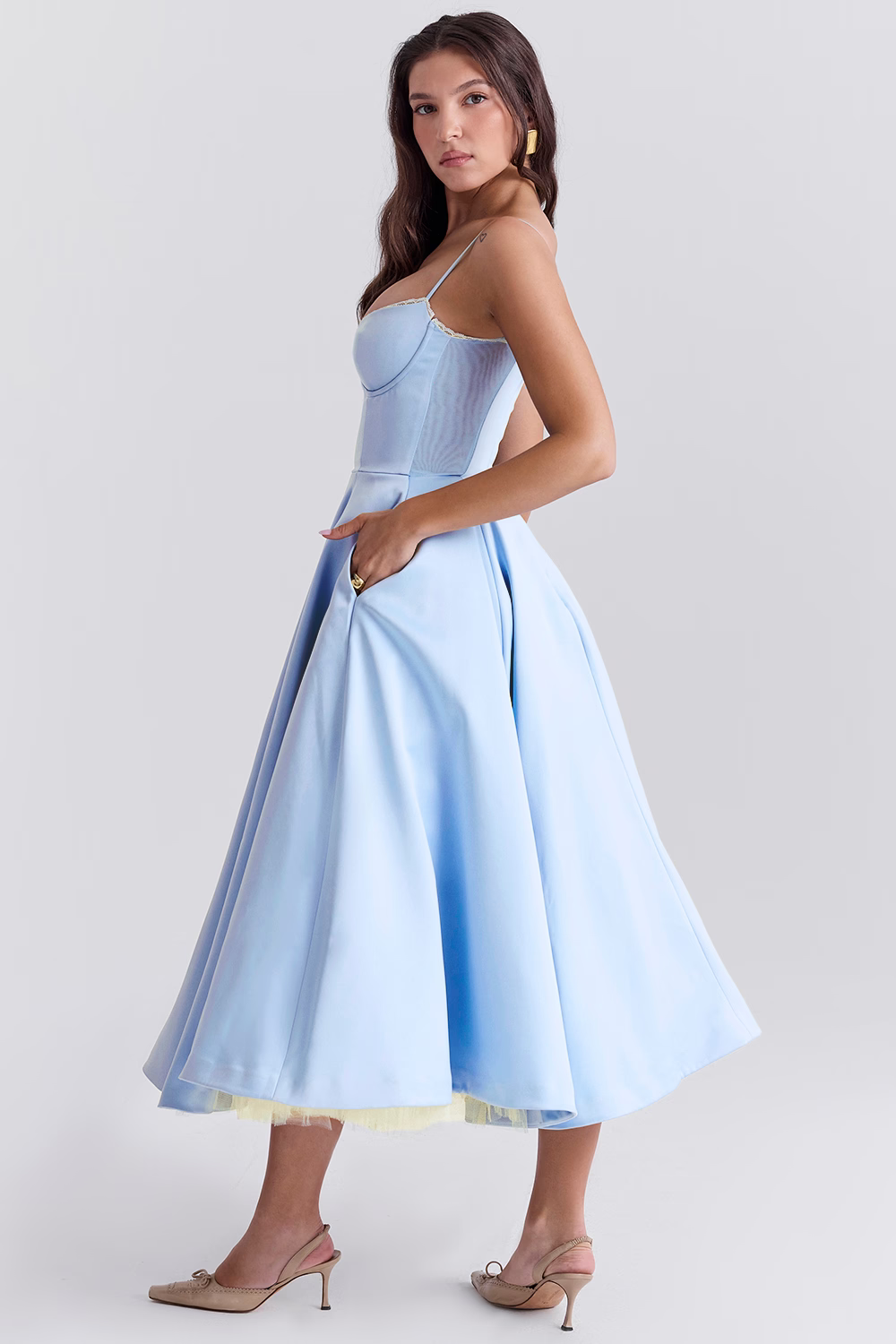 Valentina | Elegante Vestido Midi con Forro de Tul