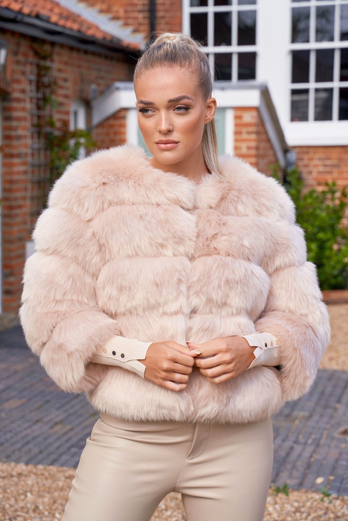 Nil | Chaqueta Elegante de piel Sintético