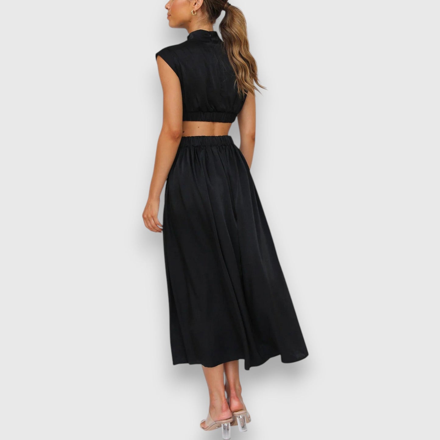 Liyi | Vestido largo con cuello alto