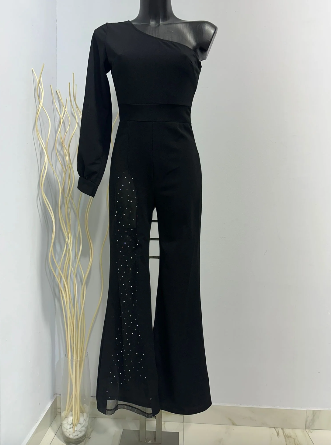 Quinn | Elegante Mono con Abertura transparente