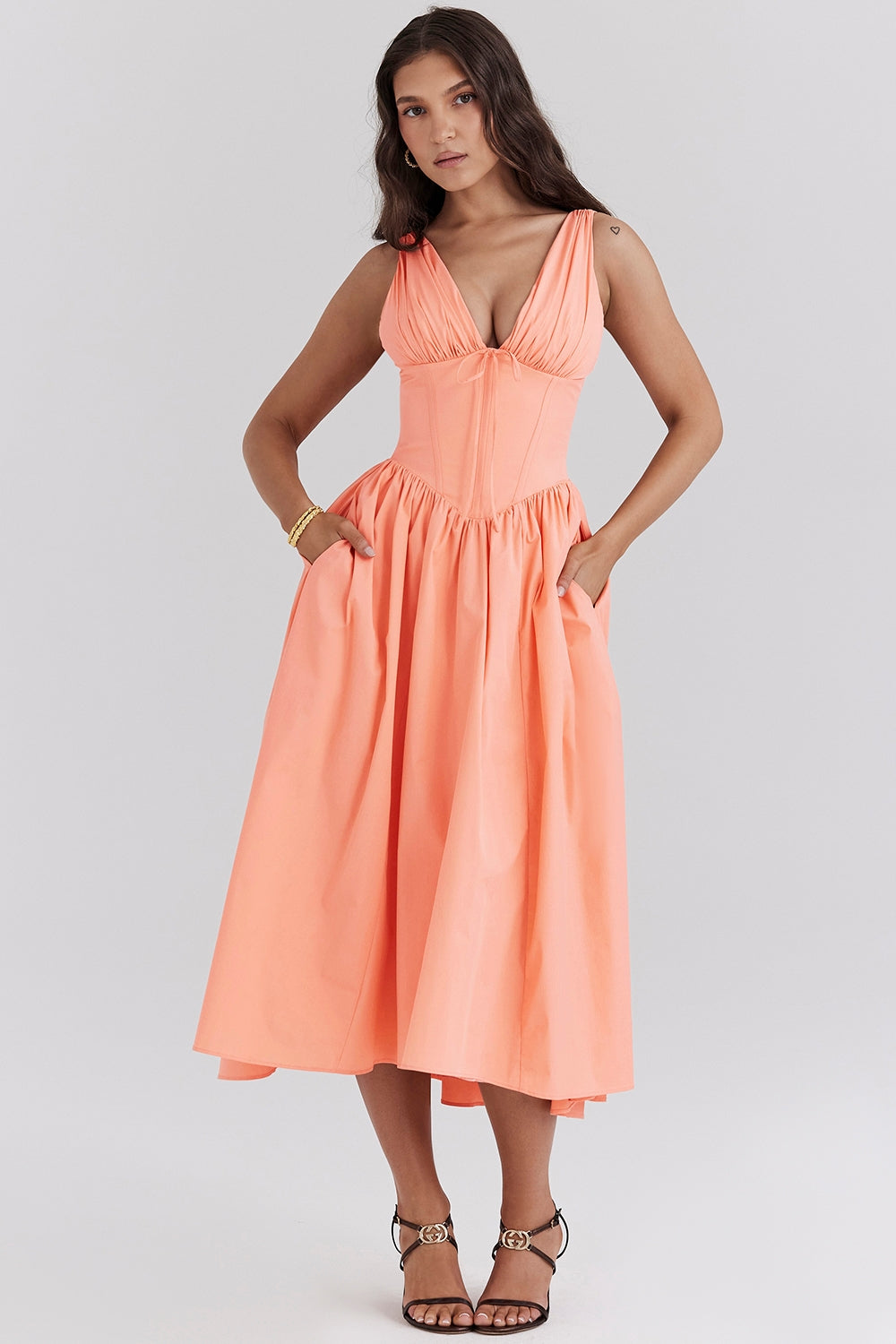 Wrenley | Vestido Midi con Escote en V
