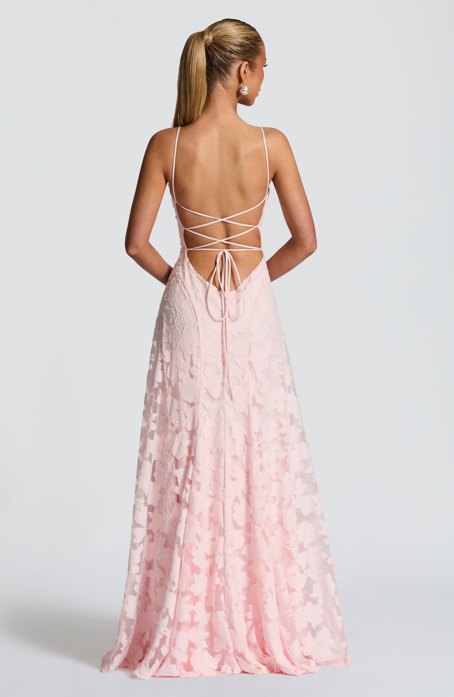 Virginia | Vestido Elegante de Encaje