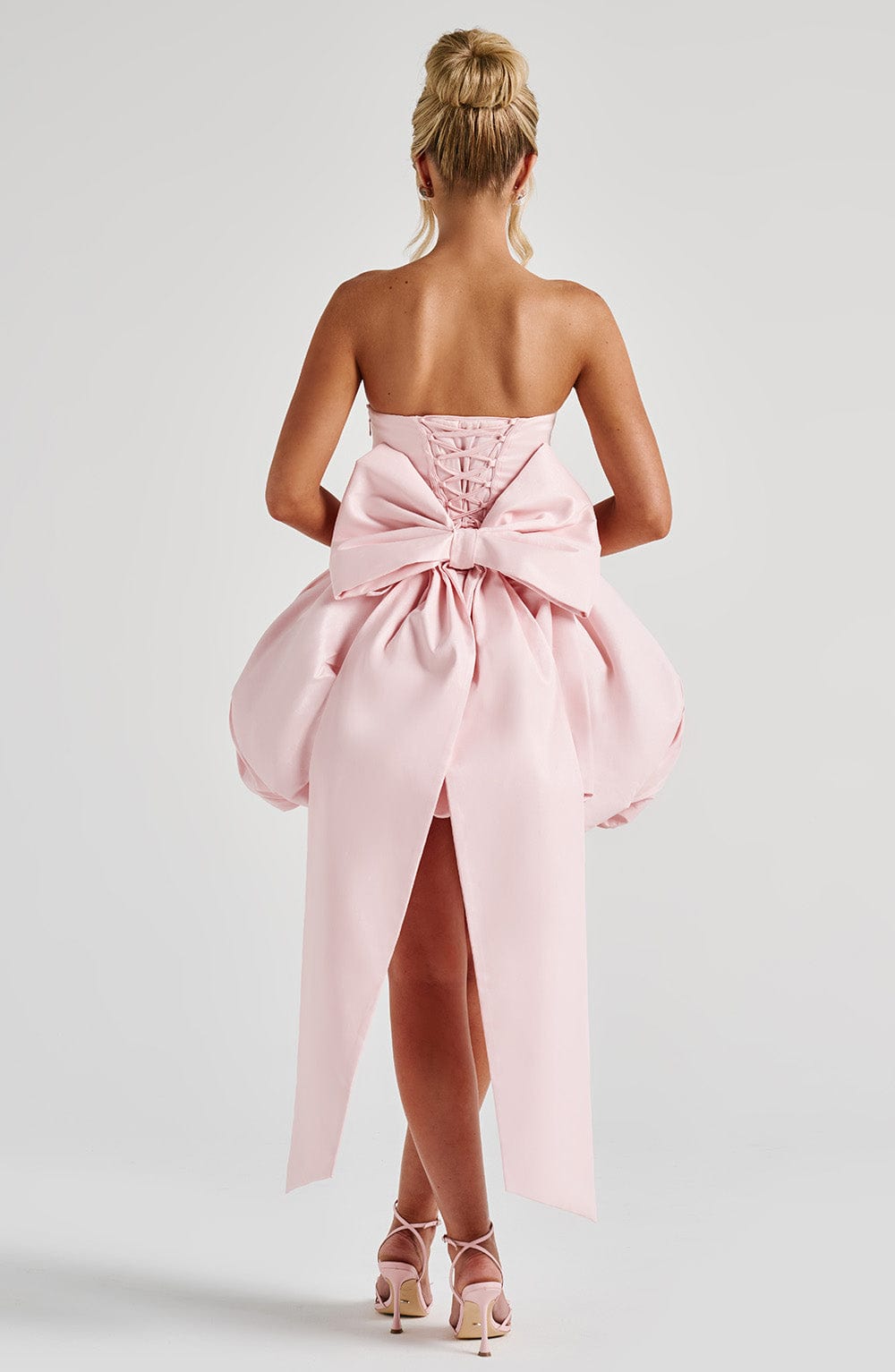 Verity | Mini Vestido con Falda de Globo