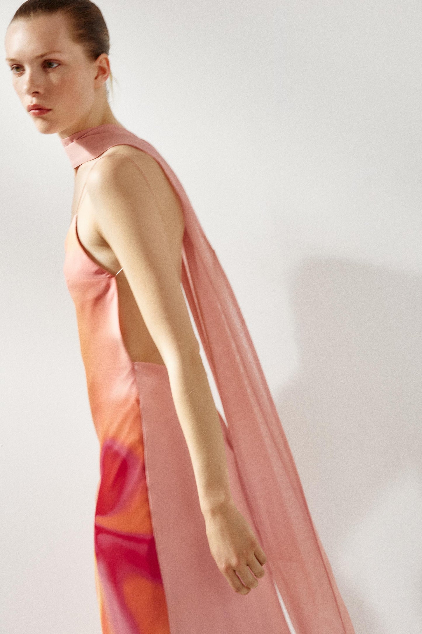 Vaniaela | Vestido Acuarela con Espalda Descubierta