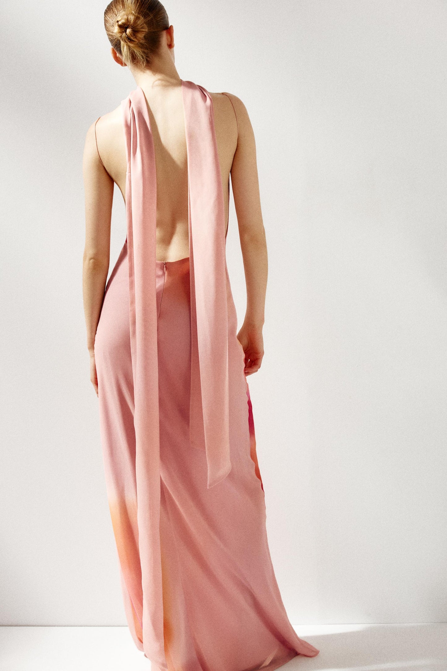 Vaniaela | Vestido Acuarela con Espalda Descubierta
