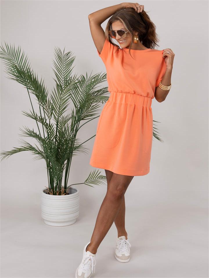 Ikia | Vestido Corto Tipo Camiseta