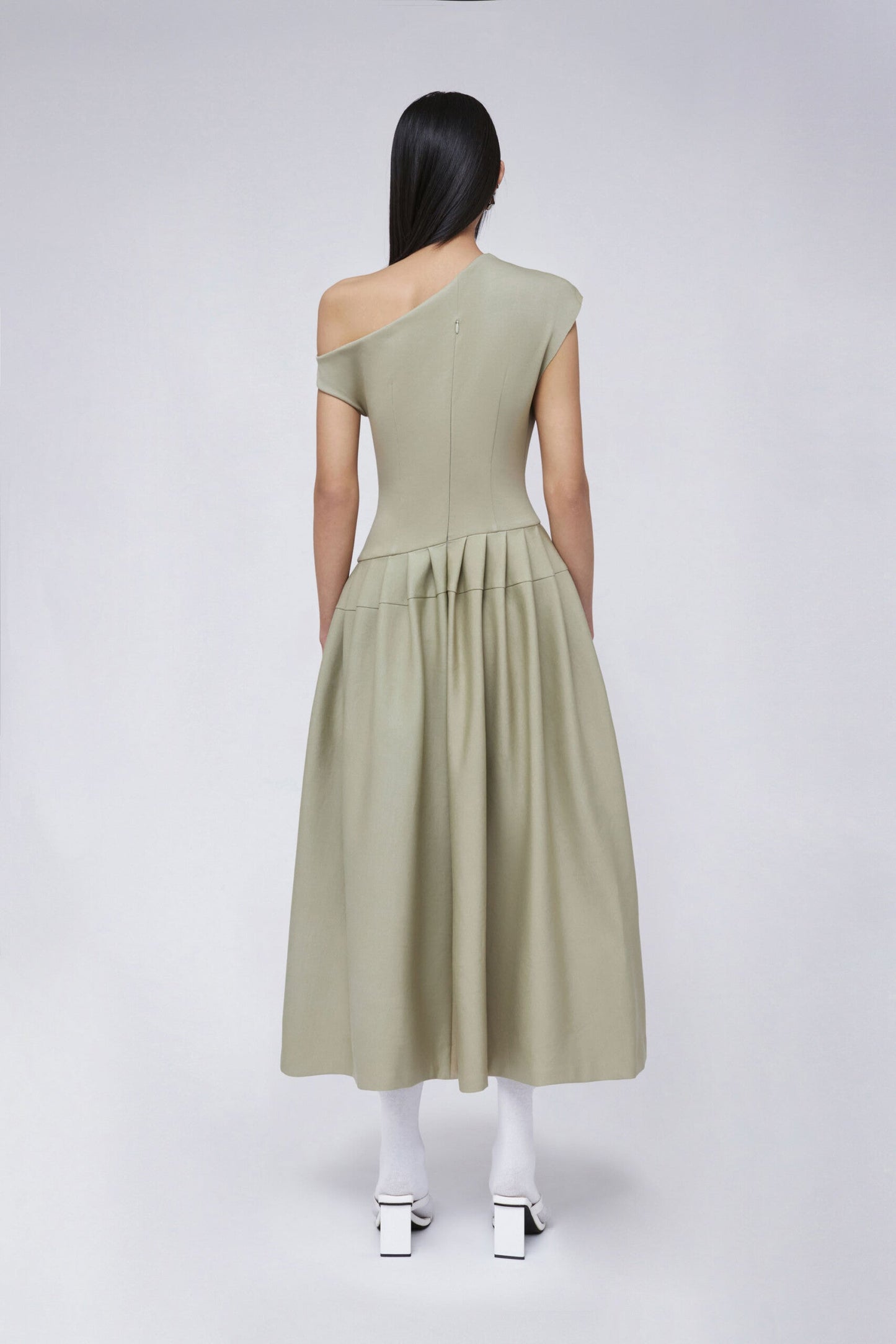 Xabrina | Vestido Midi Asimétrico