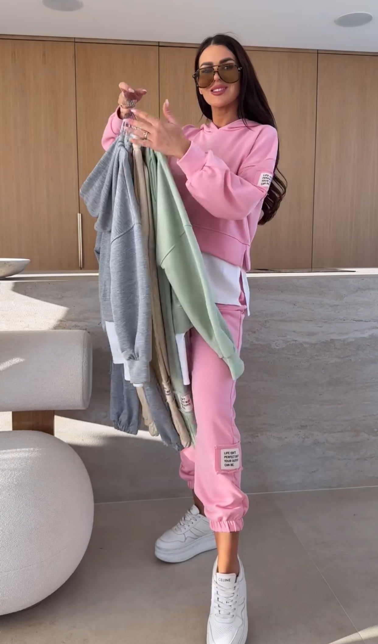 Alda | Conjunto de Sudadera y Pantalones Elásticos