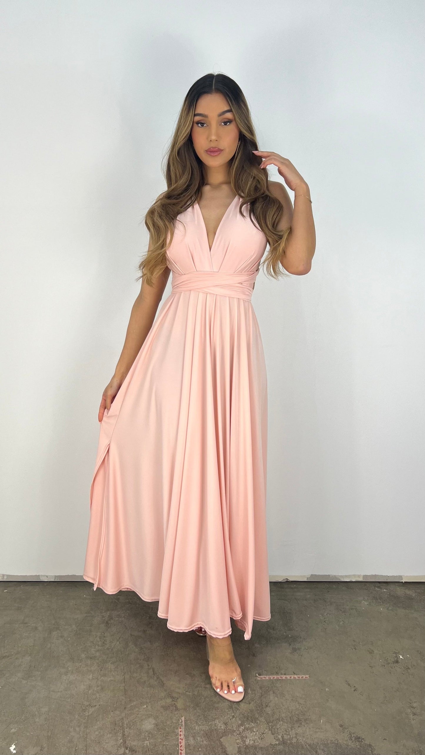 Sarisha | Elegante Vestido Largo con Escote en V