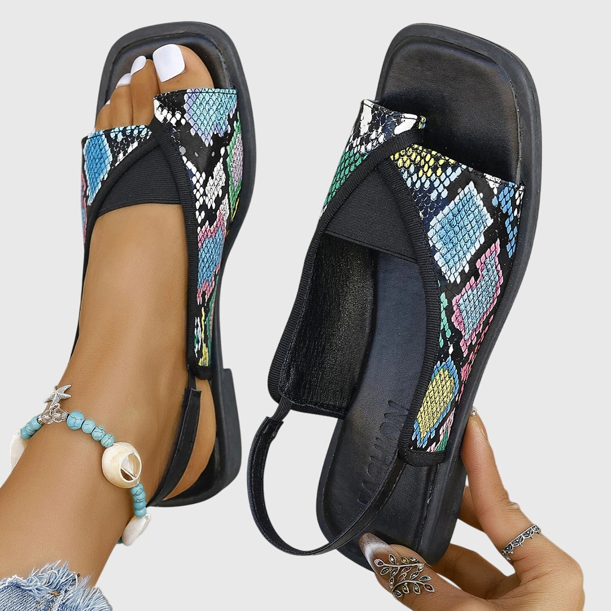 Vyra | Sandalias planas para el verano