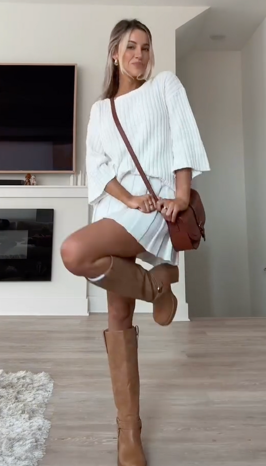 Tina | Conjunto de Mini Falda y Suéter