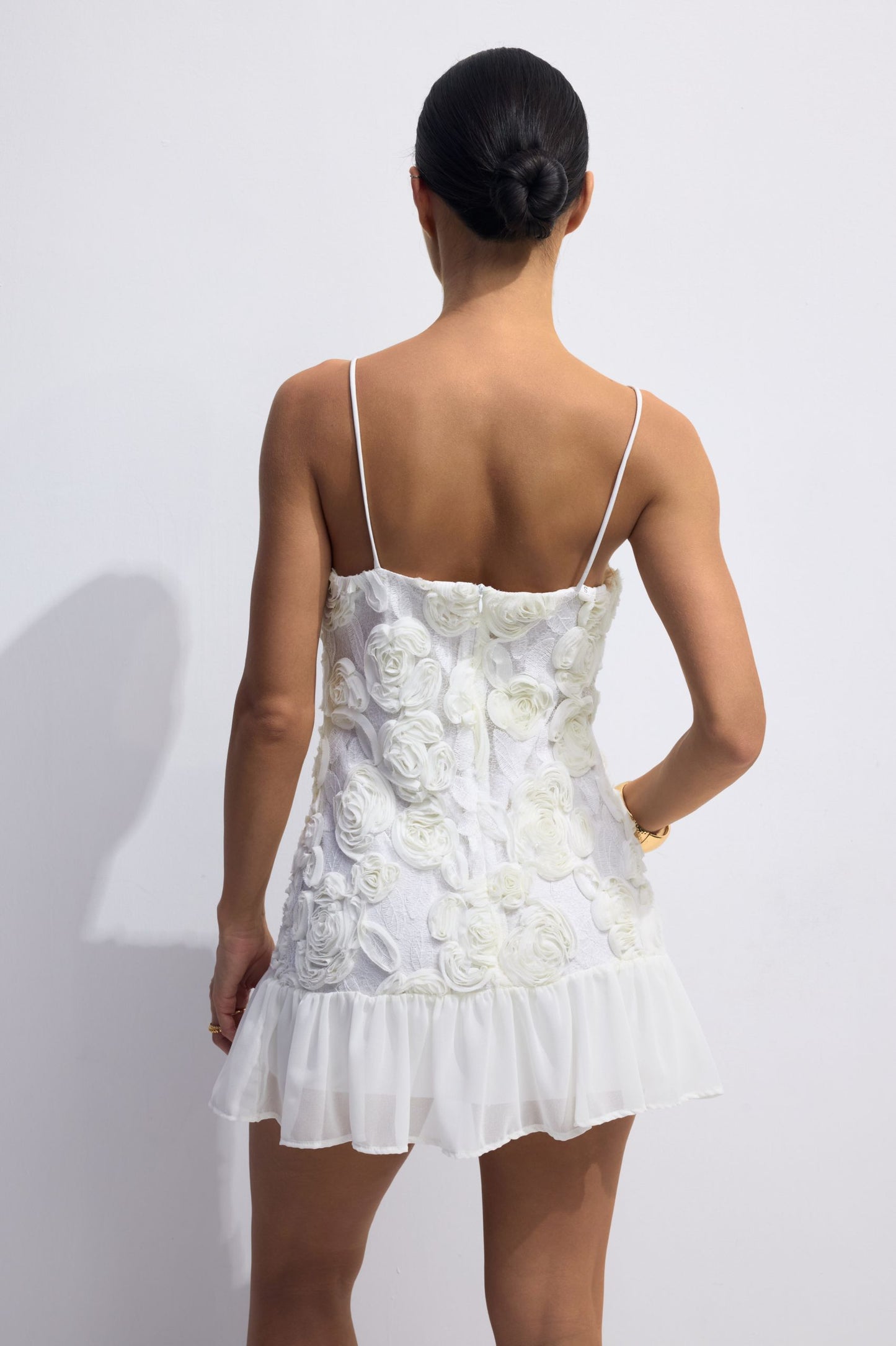 Xantara | Mini Vestido con Apliques de Flores