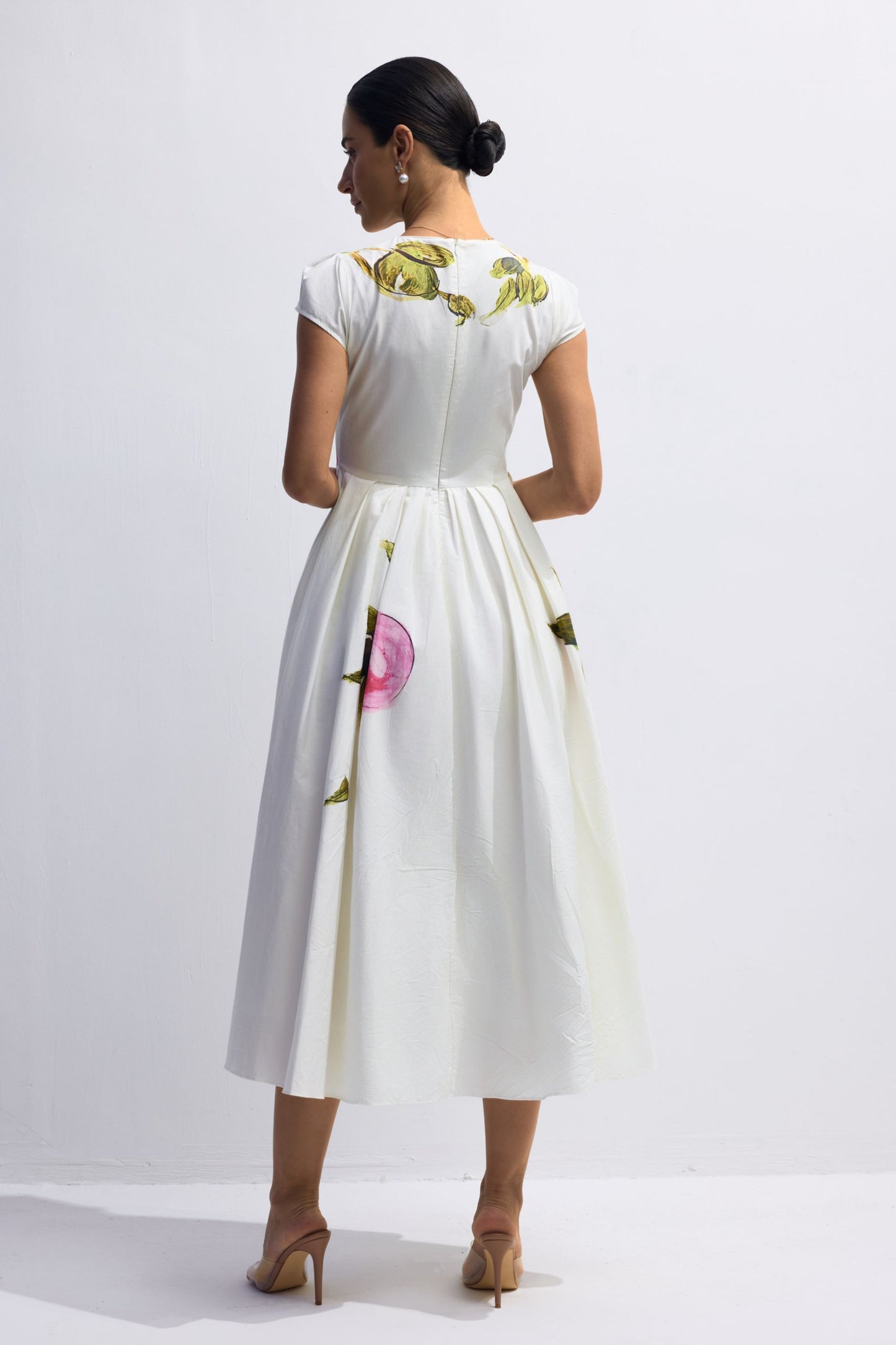 Winona | Vestido Midi de Mangas Cortas