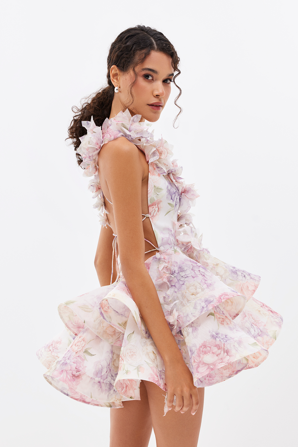 Zeliah | Minivestido de gasa con volantes y flores 3D