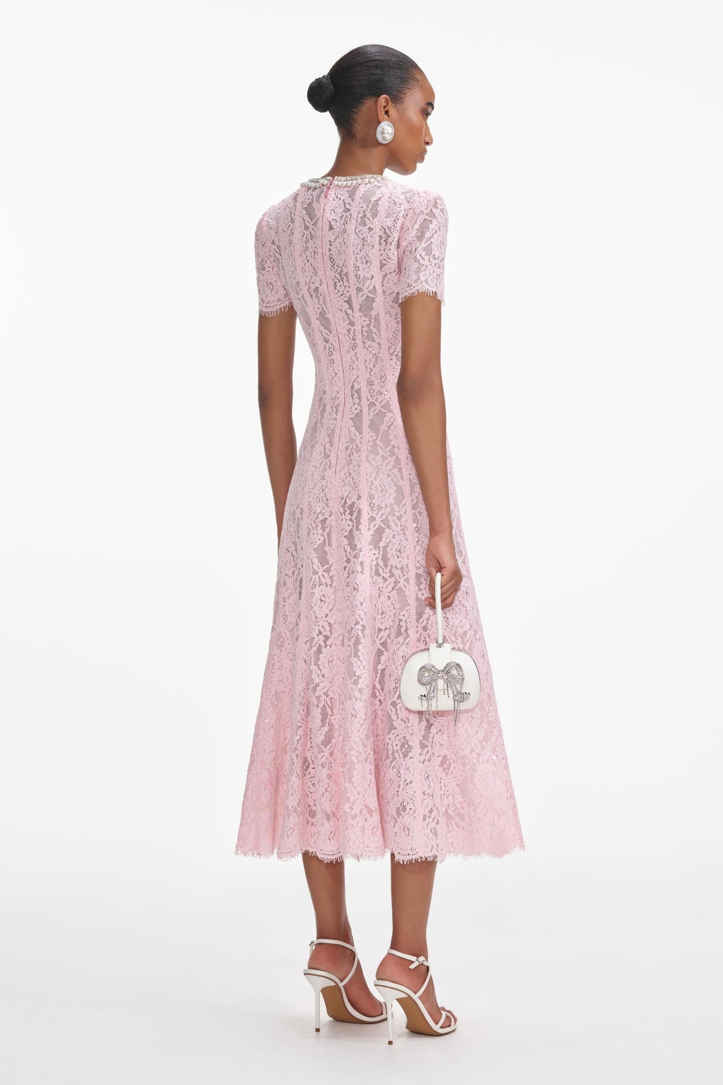 Weslynn | Vestido Midi de Encaje