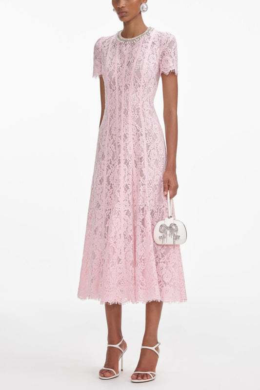 Weslynn | Vestido Midi de Encaje