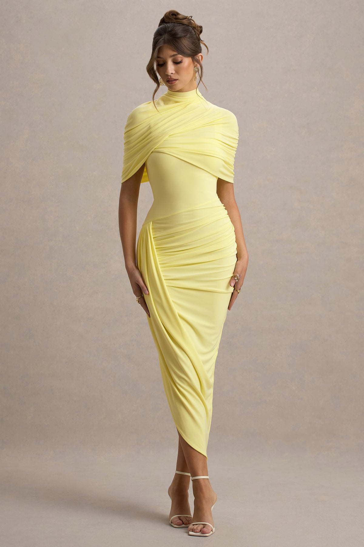 Zelda | Elegante Vestido Midi de Capa Drapeada