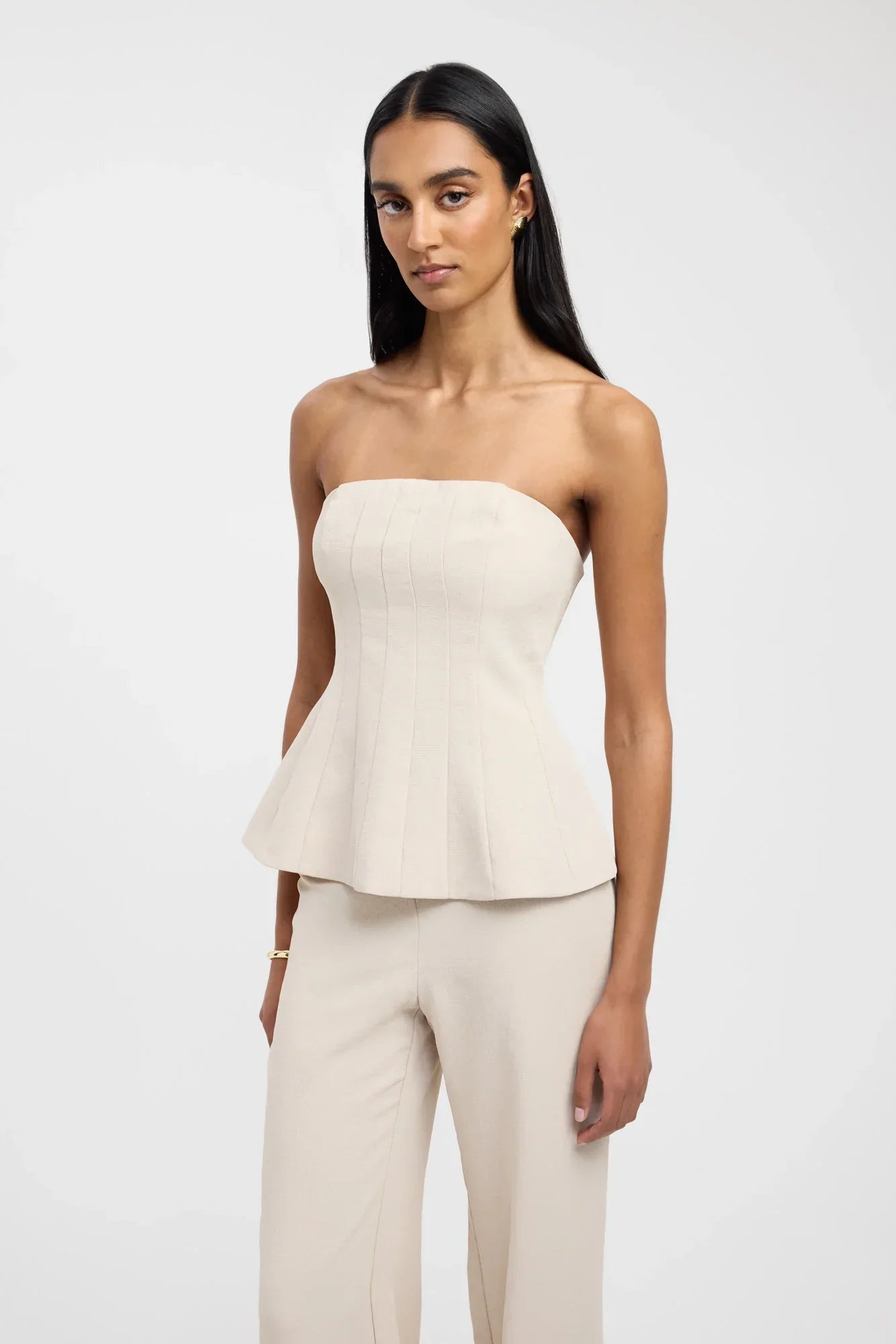 Belisa | Top y pantalones combinados en estilo casual