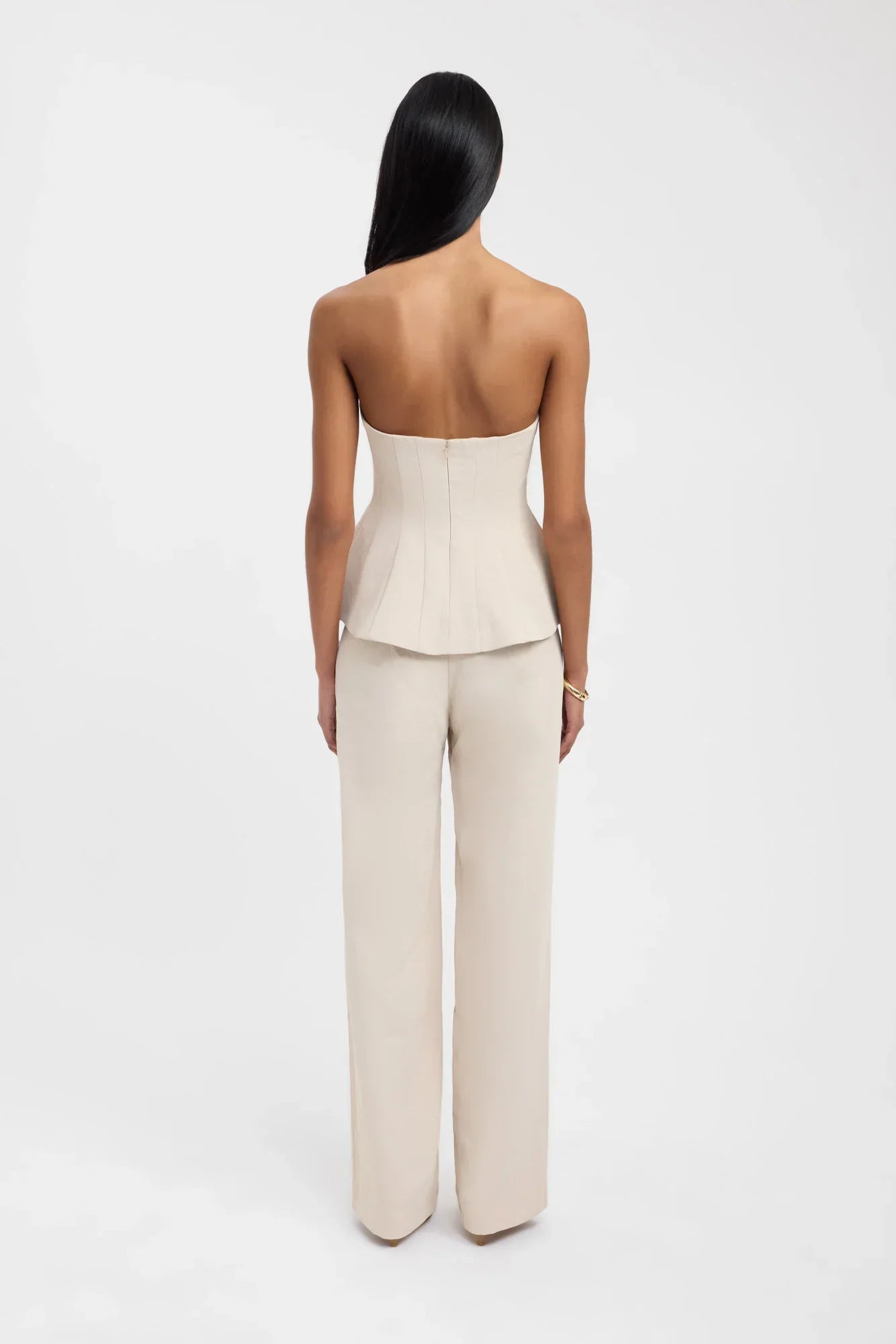 Belisa | Top y pantalones combinados en estilo casual