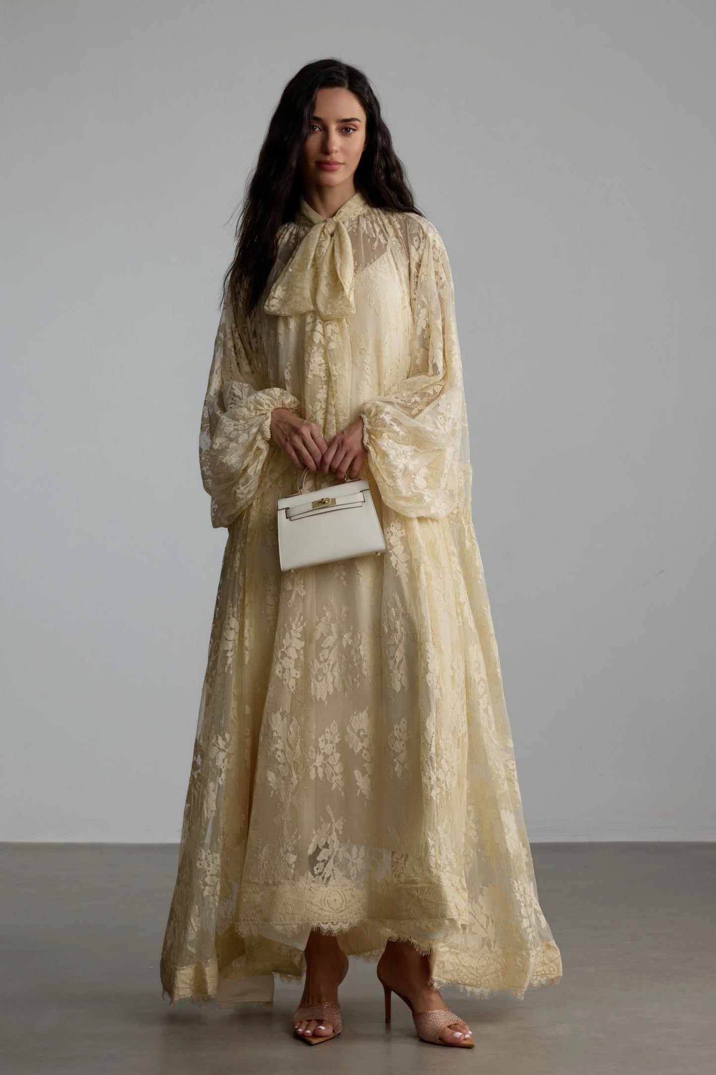 Westlyn | Vestido Largo de Encaje