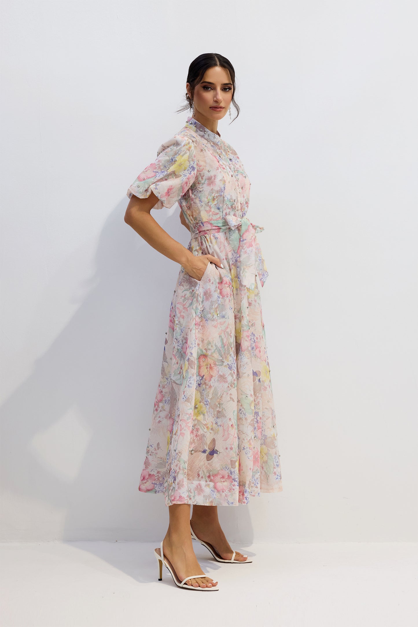 Wanda | Vestido Floral de Manga Abullonadas