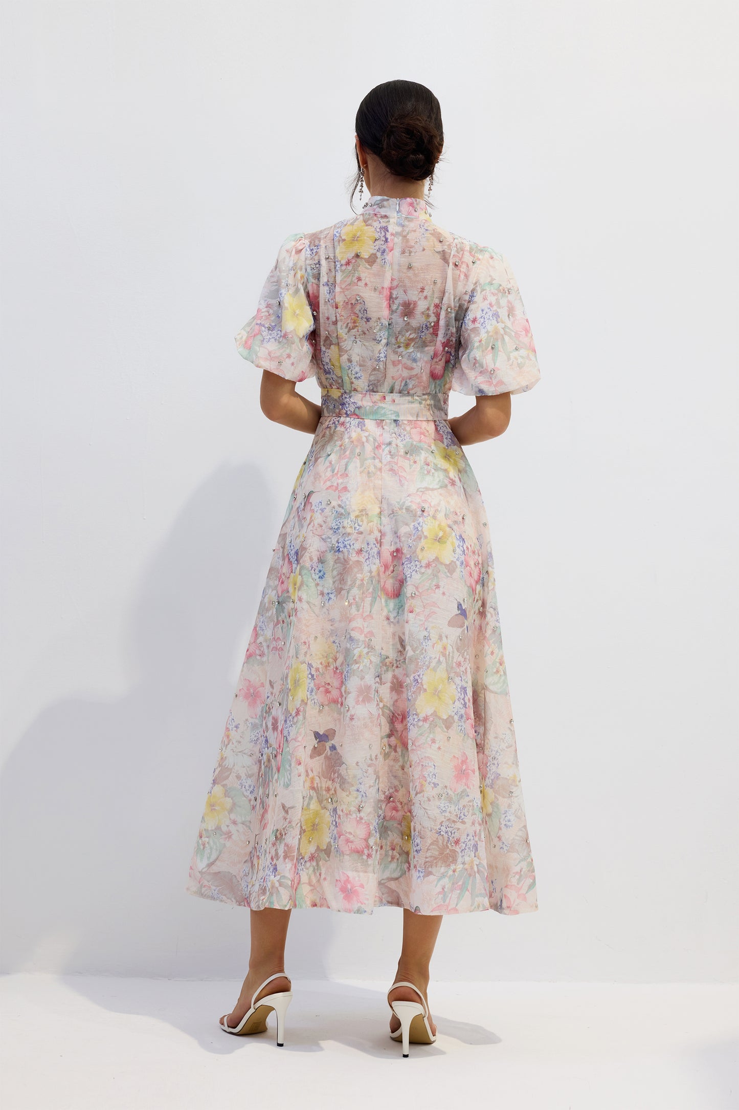 Wanda | Vestido Floral de Manga Abullonadas