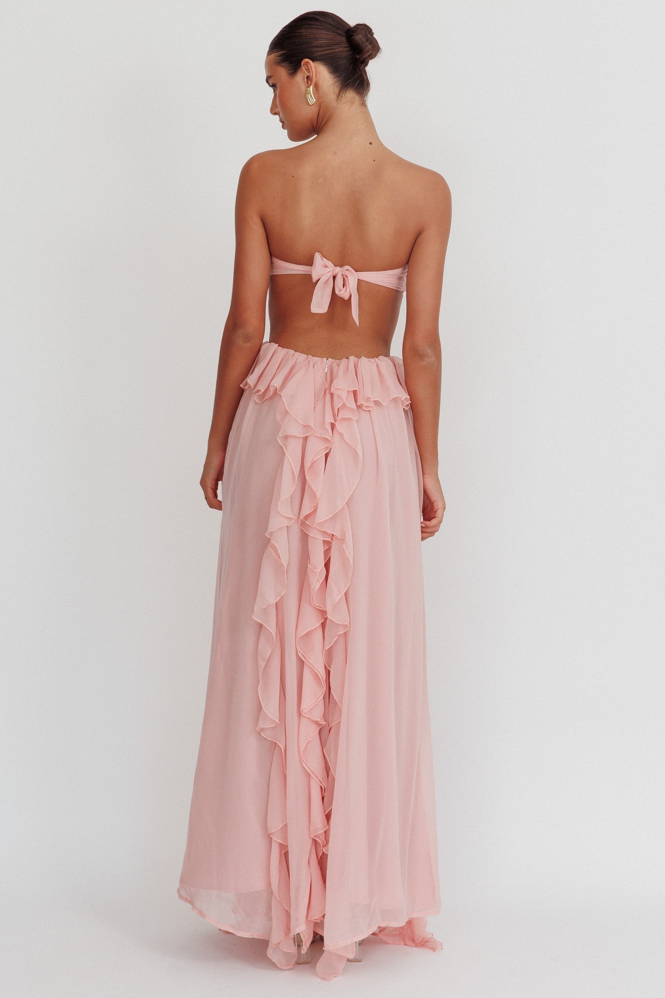 Ebba | Vestido largo con volantes y aberturas