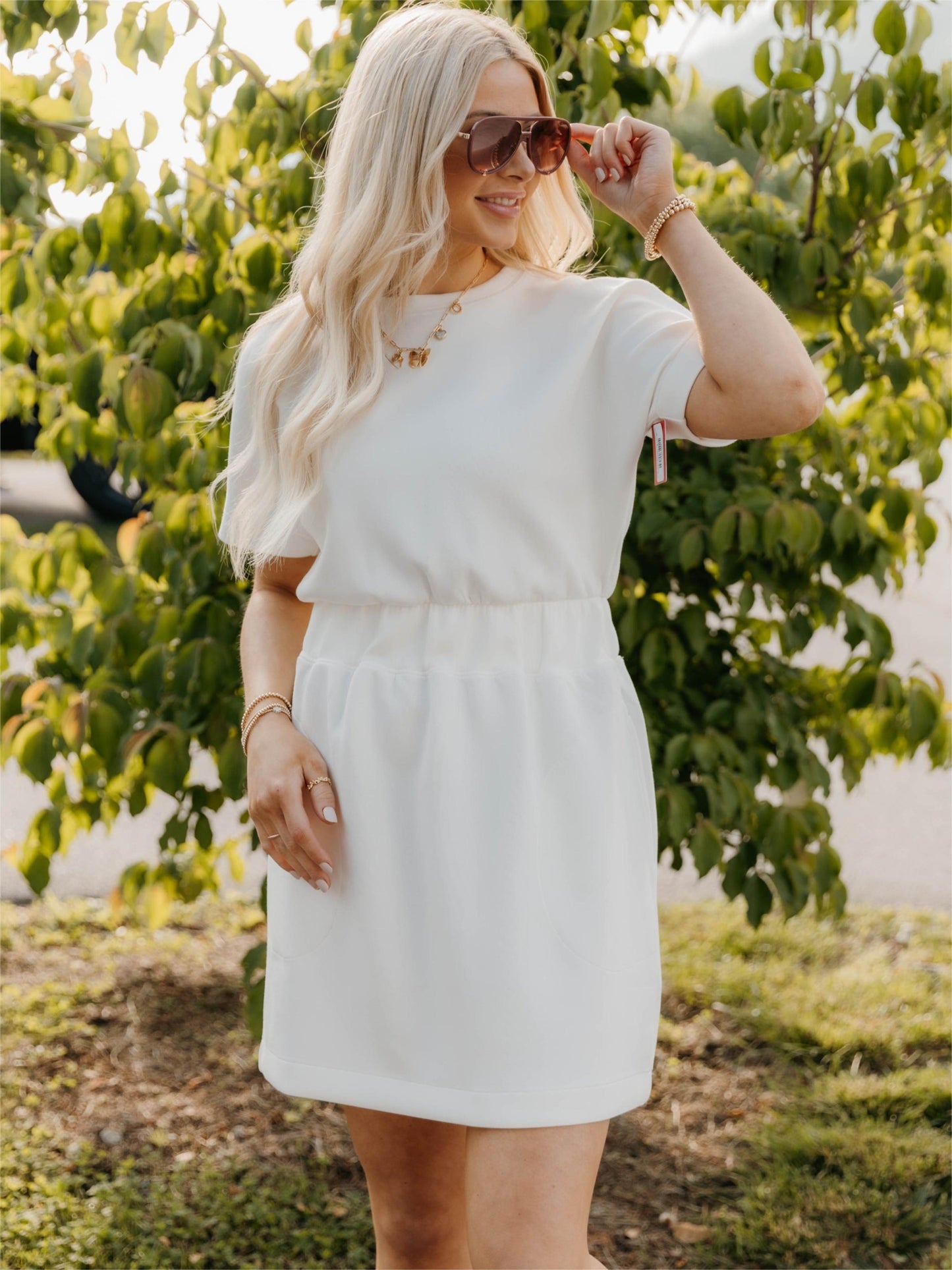 Ikia | Vestido Corto Tipo Camiseta