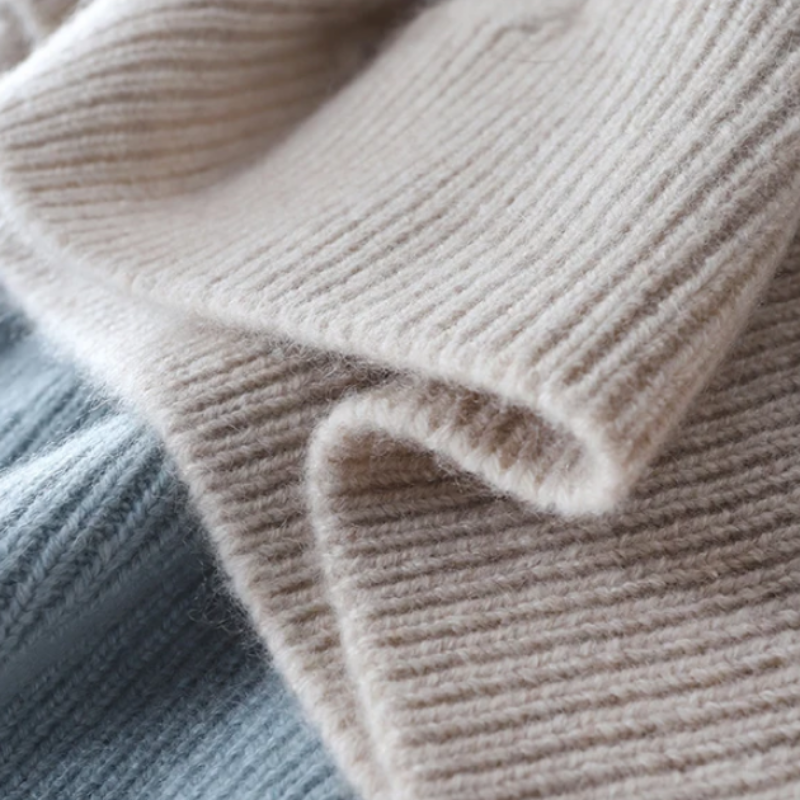 Lucero™ | Maglione a collo alto in cashmere