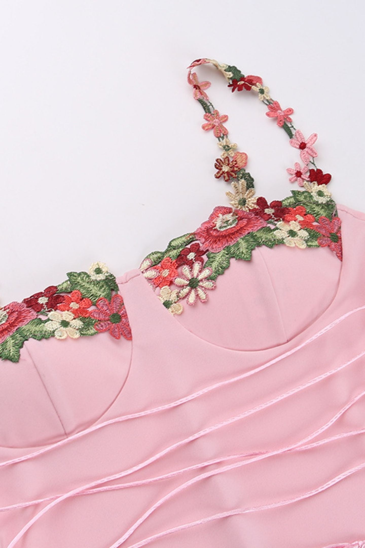 Wenda | Vestido Ceñido con Tirantes Florales